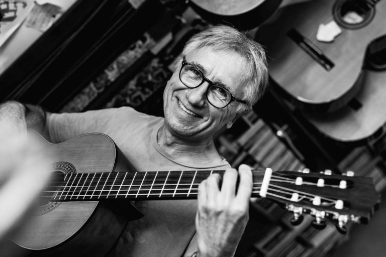 jean yves chouteau luthier