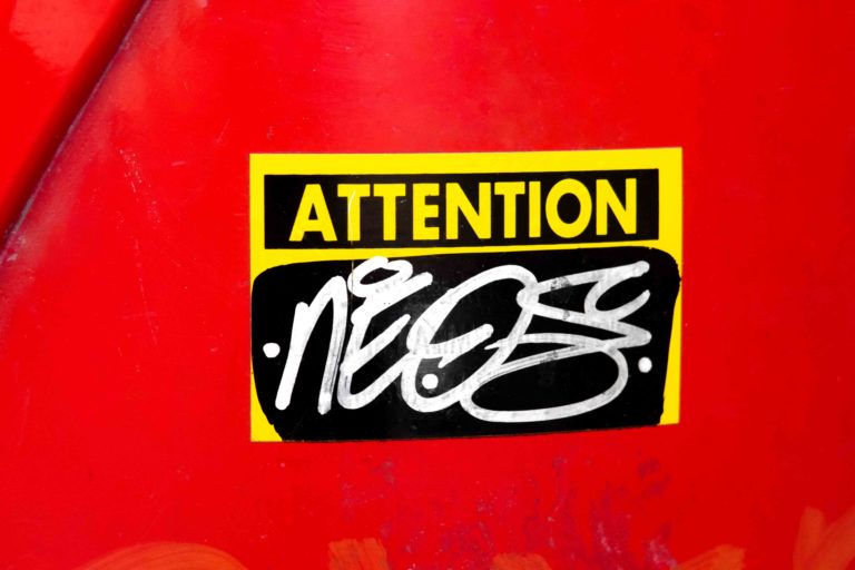 Neos
