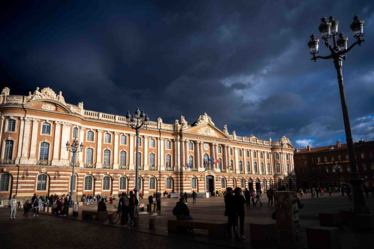 Toulouse sous un ciel d'orage